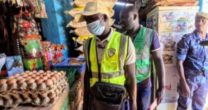 Burkina/Vente d’oeufs de poulet: des commerçants pris en flagrant délit de pratiques frauduleuses