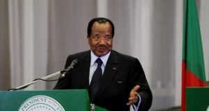 De retour par les textes, Paul Biya combat les rumeurs à coups de décrets