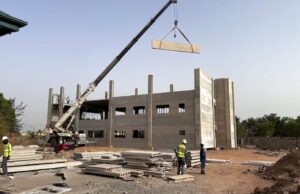 Les Préfabriqués du Faso: construire vite, durablement et à grande échelle, pour un avenir en béton