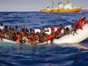 42 migrants africains secourus après une panne de leur embarcation