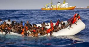 42 migrants africains secourus après une panne de leur embarcation