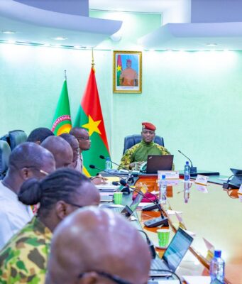 Burkina: Fin du «laisser-faire» pour les associations et ONG