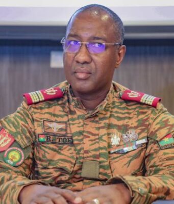 AES: le médecin-colonel Romaric Toé prend les rênes du Réseau sahélien de médecine militaire