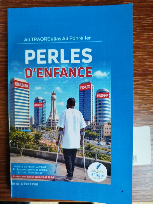 L'essai littéraire Perles d'enfance