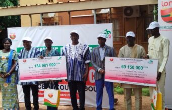 LONAB: un éducateur et un employé de commerce raflent plus de 204 millions FCFA à Koudougou