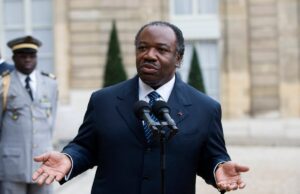«Biens mal acquis»: Ali Bongo sort du silence et défend la mémoire de son père