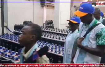 Des Elèves et enseignants en immersion à Moov Africa-ONATEL
