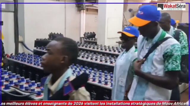 Des Elèves et enseignants en immersion à Moov Africa-ONATEL