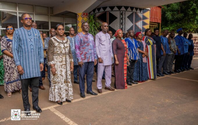 Burkina: les diplomates appelés à valoriser le «made in Burkina» partout où ils exercent