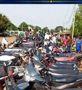 Burkina: 235 engins saisis à Koudougou en une journée pour non-port du casque