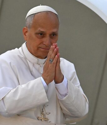 Vatican: Léon XIV opéré d’un cancer du poumon, une semaine d’hospitalisation prévue