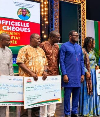 Burkina: 320 millions de F CFA à partager à 79 structures de presse privée