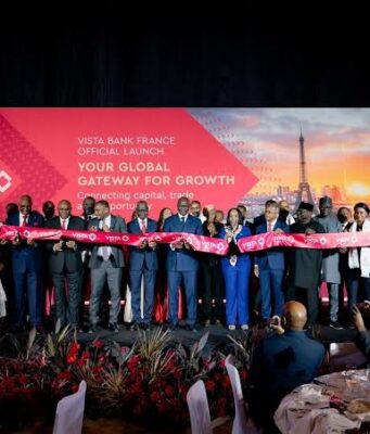 Vista Bank s’installe en France et lorgne les marchés asiatiques