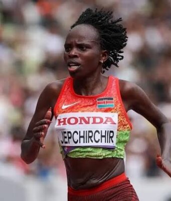 Athlétisme: la championne du monde du marathon suspendue provisoirement pour dopage
