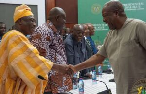 Ghana: les fonctionnaires obtiennent des hausses salariales de 9% à compter de 2027 et de 10% en 2028