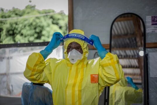 Ebola au Nigeria: gare au virus sans frontières!