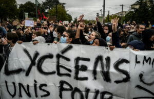 Révolte des lycéens en France: le signe du désarroi d’une jeunesse face à un système mondial à bout de souffle